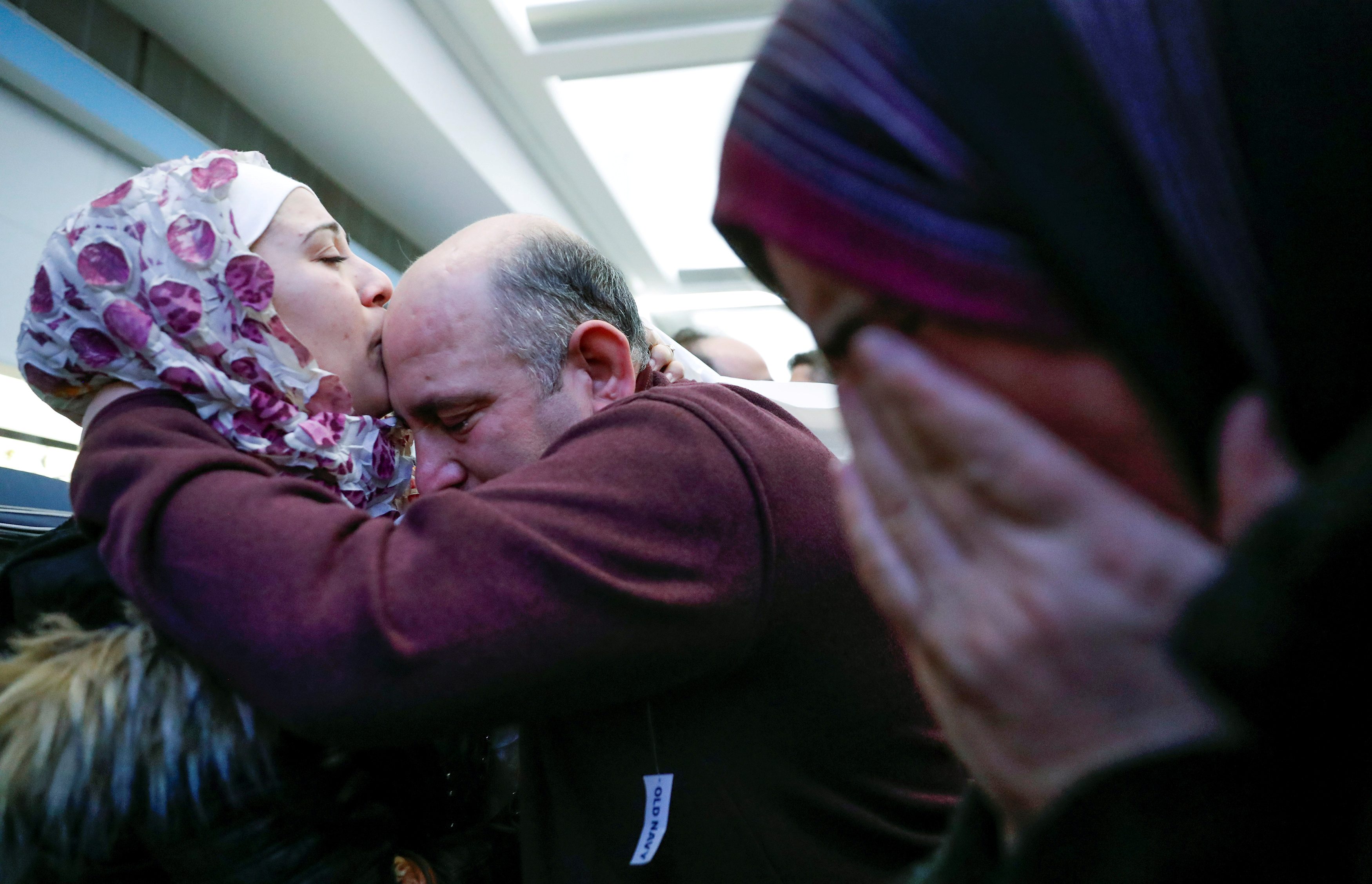 لسنا هنا من أجل المال”.. لاجئون في ألمانيا يردُّون على مبادرة حكومية لإغرائهم بالعودة”