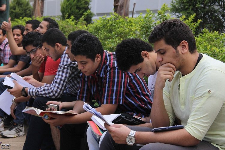 تستعد مصر لبدء تجربة مجموعات الدعم المدرسي