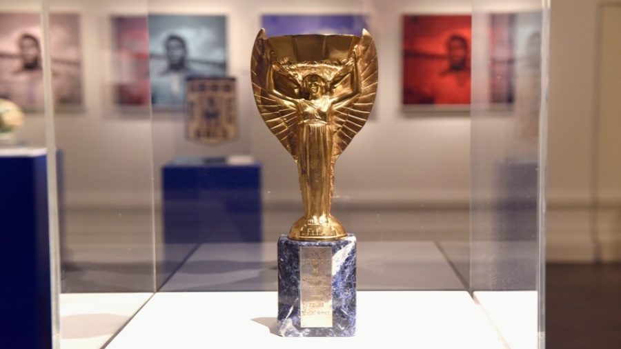 كأس العالم سُرقت عام 1966 وظلَّ الفاعل مجهولاً.. بعد 52 سنة الابن يعترف، ربما للشهرة