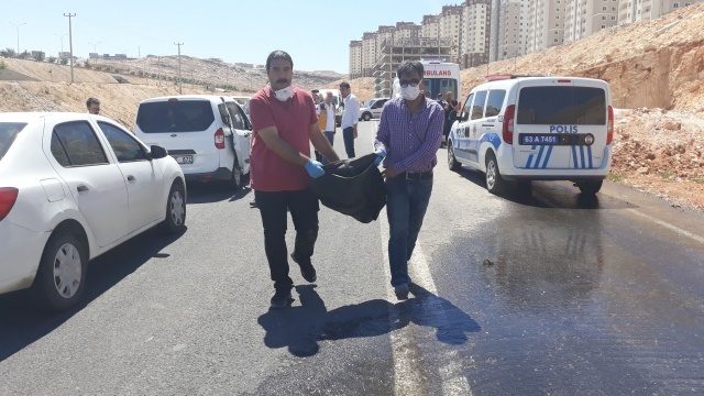 لحظة استخراج جثة الفتاة