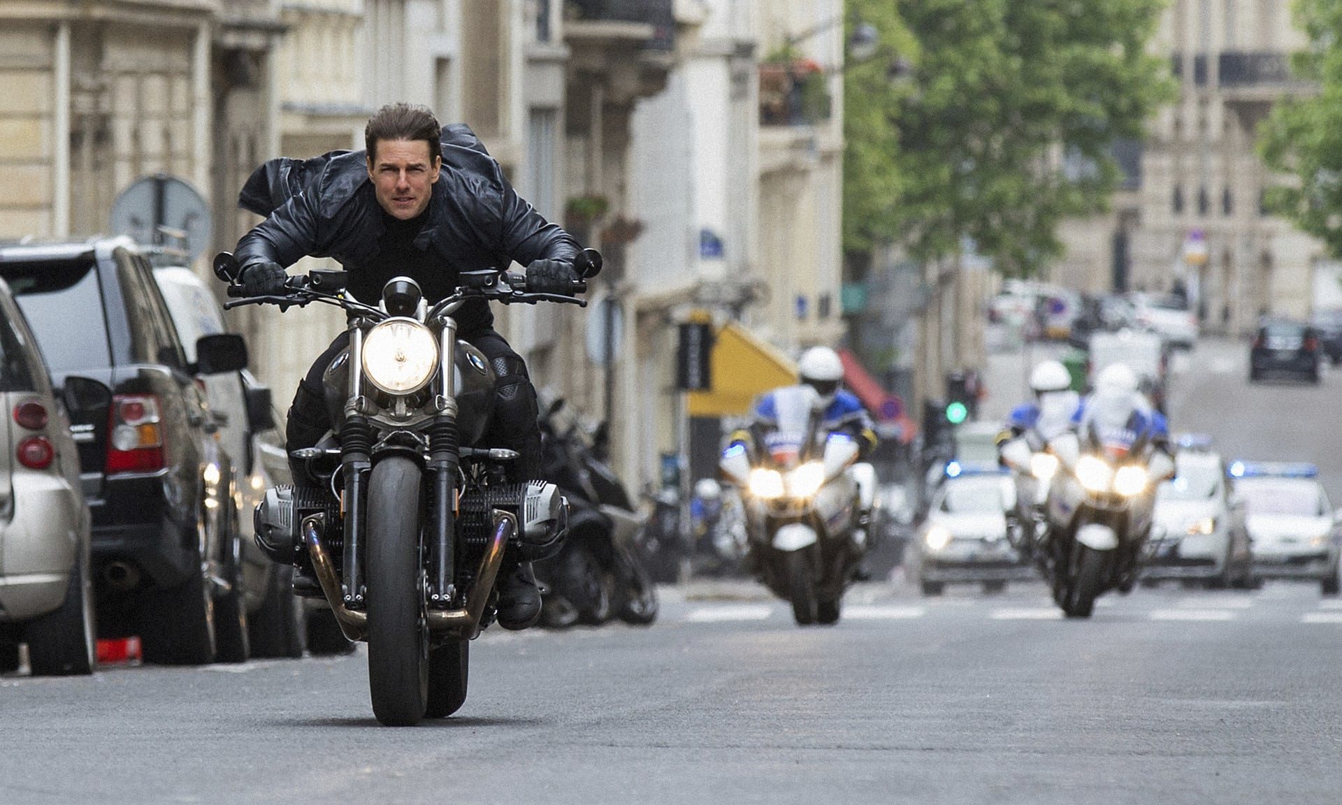توم كروز جُرح وتعرَّض للاستهزاء بسبب Mission Impossible.. أدى المشاهد الخطيرة بنفسه بعد أن طالب الدوبلير بأمر غريب