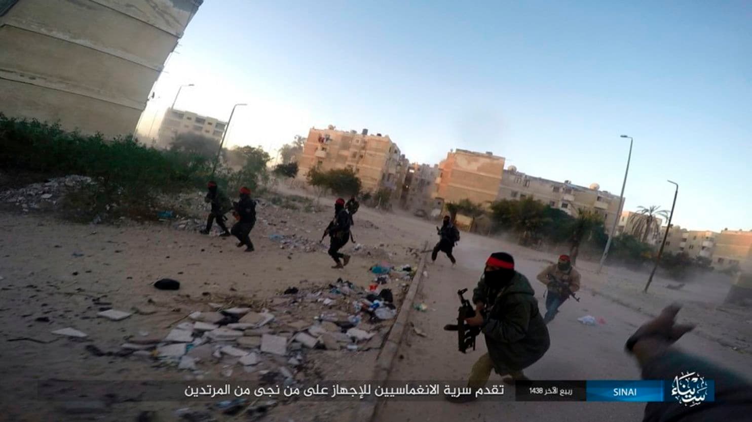 «قبائل الصحوة».. The Washington Post: الجيش المصري سلَّح بدو سيناء لمحاربة داعش