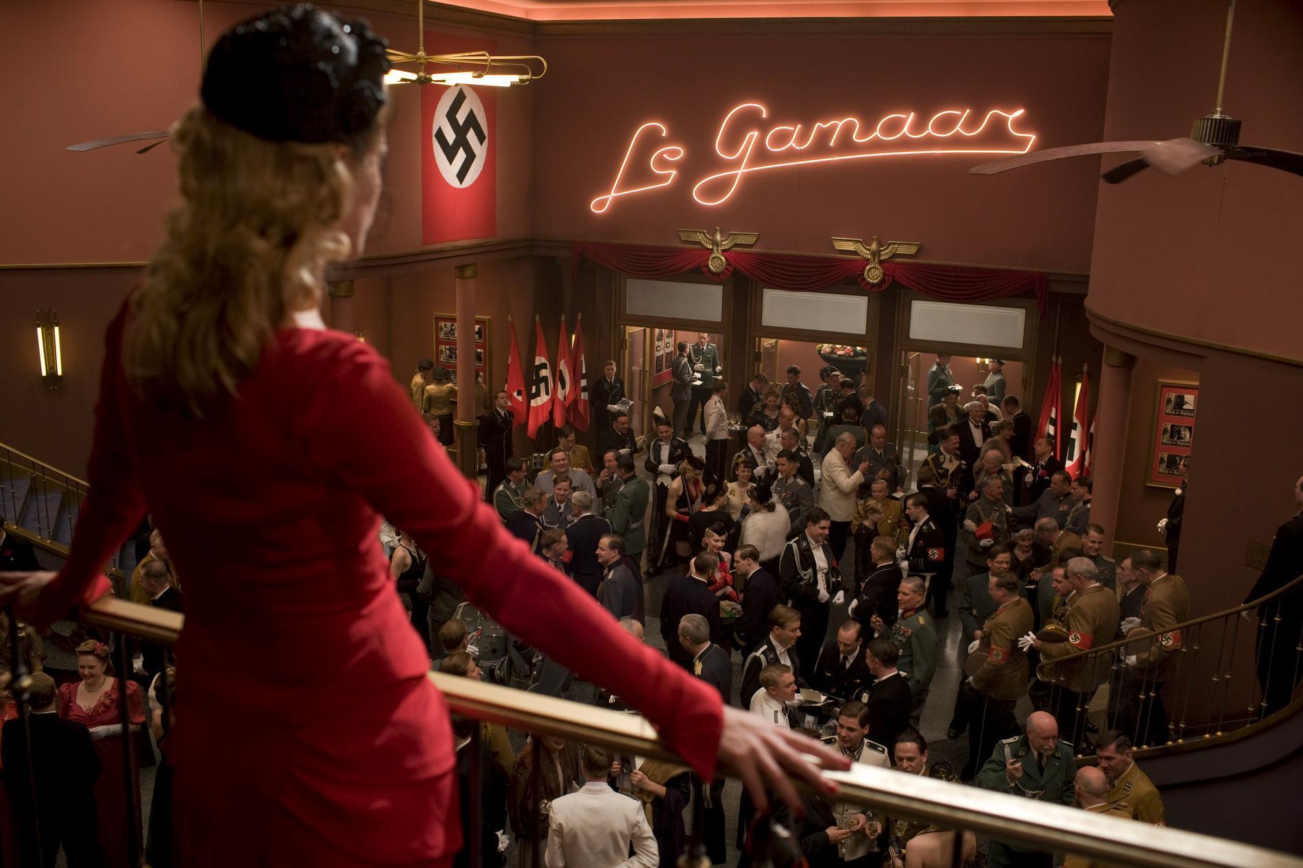 Socia Media/ فيلم Inglourious Bastards
