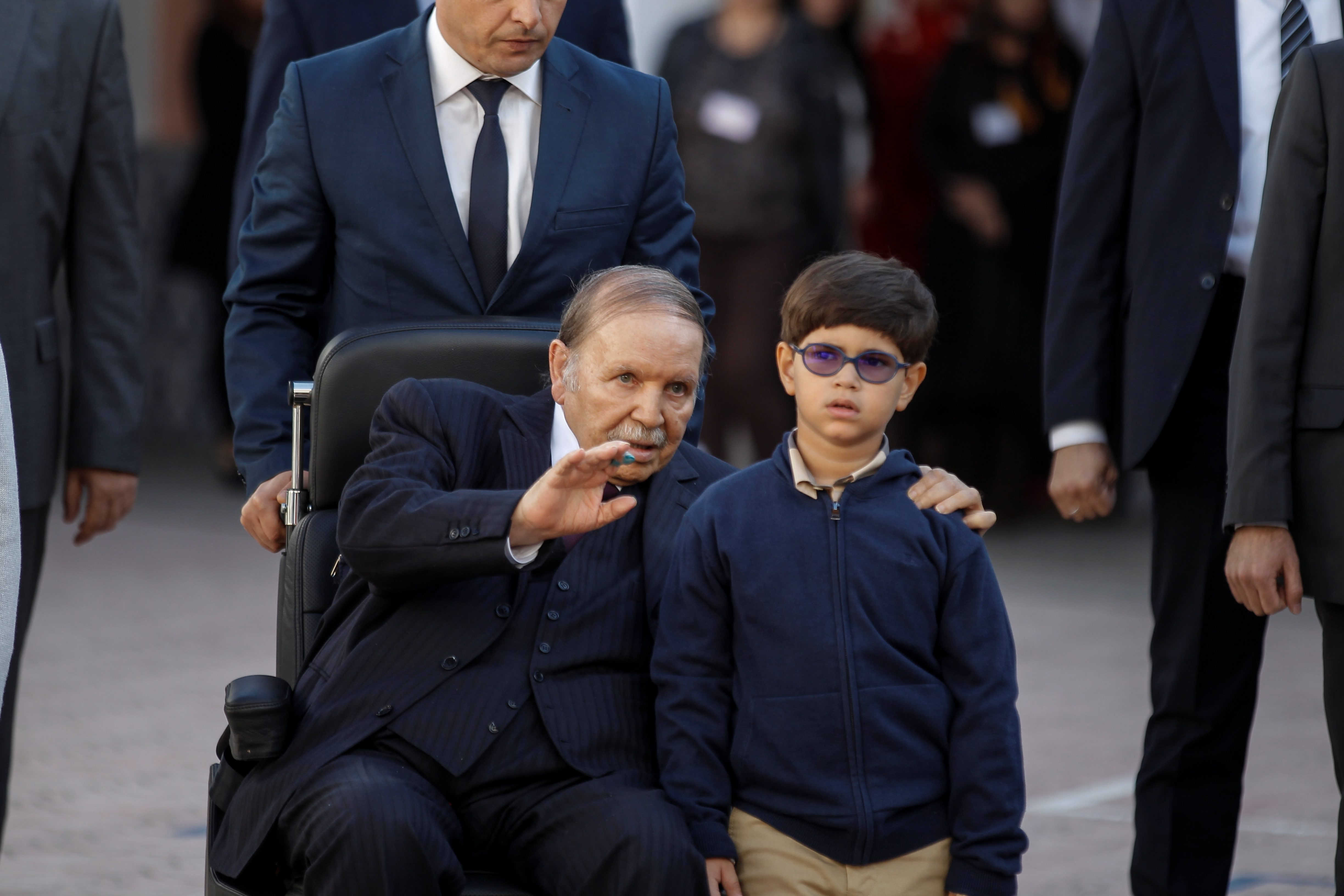 تسريب تسجيل صوتي لحملة عبد العزيز بوتفليقة
