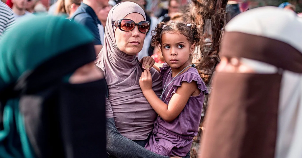 الأوروبيون المصابون بالإسلاموفوبيا