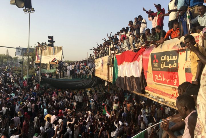 تصاعد التظاهرات في السودان/ رويترز