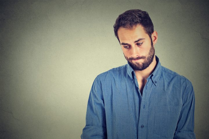 iStock/ يُكافح كل شخص حساس للغاية لخلق حدود صحّية مع الآخرين 