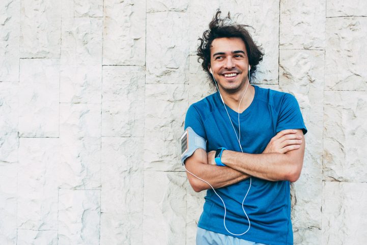 iStock \سنشهد قريباً تصاميم تحوي على أجهزة الكترونية على أنسجة الملابس
