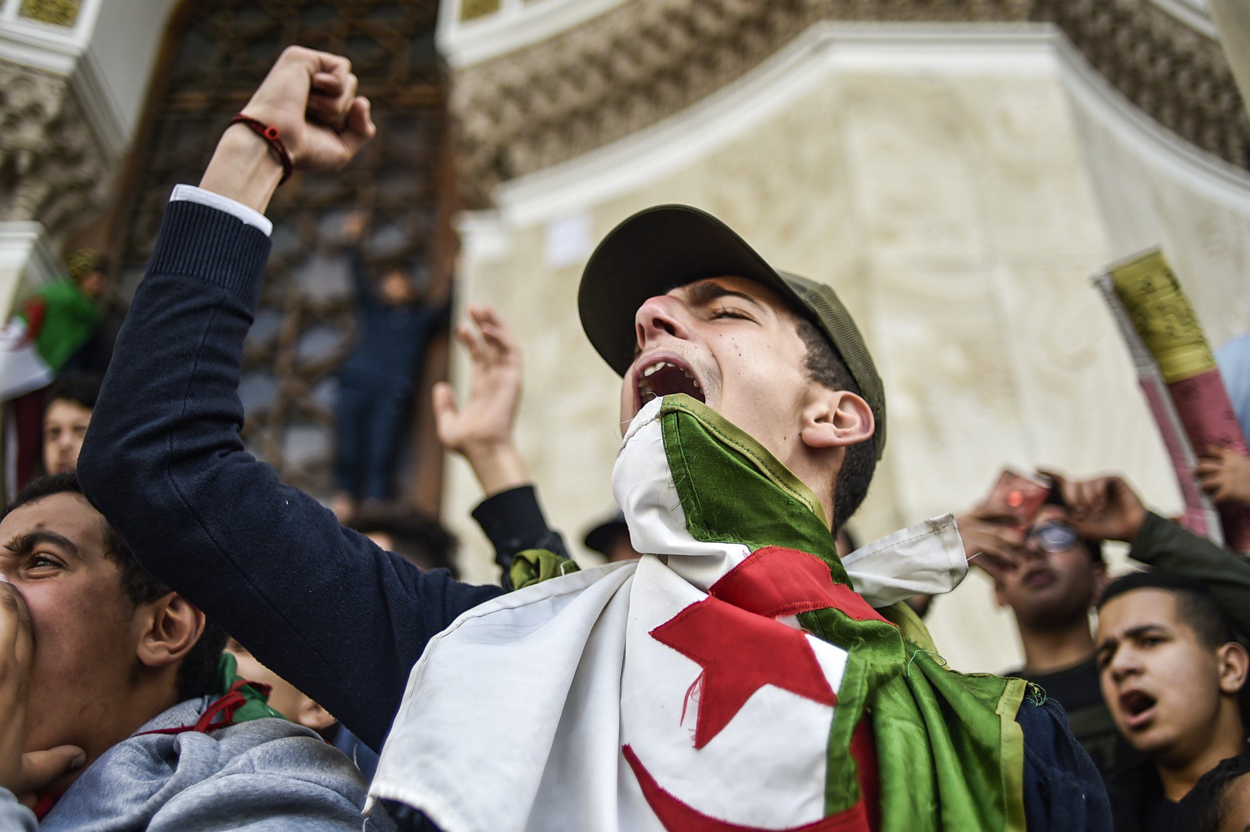 الحراك الشعبي الجزائر