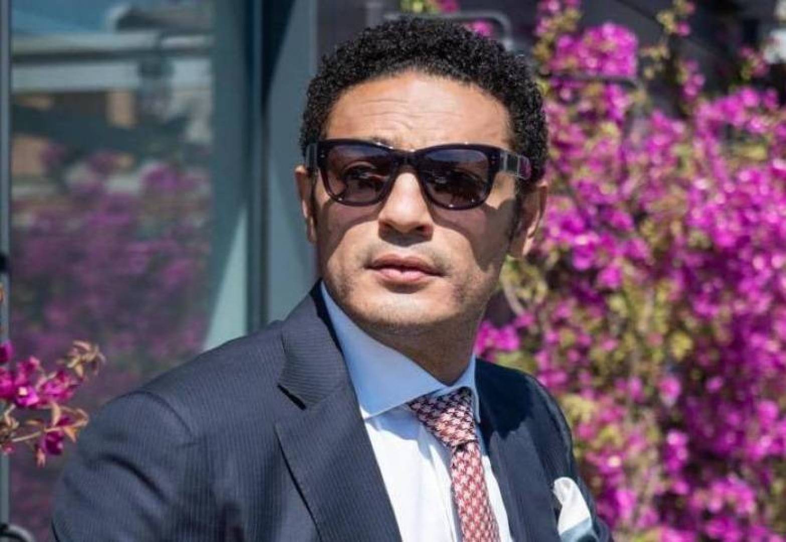 محمد علي «مقاول الجيش» الذي نبش عرين العسكر، المصريون ينتظرون فيديوهاته بشغف