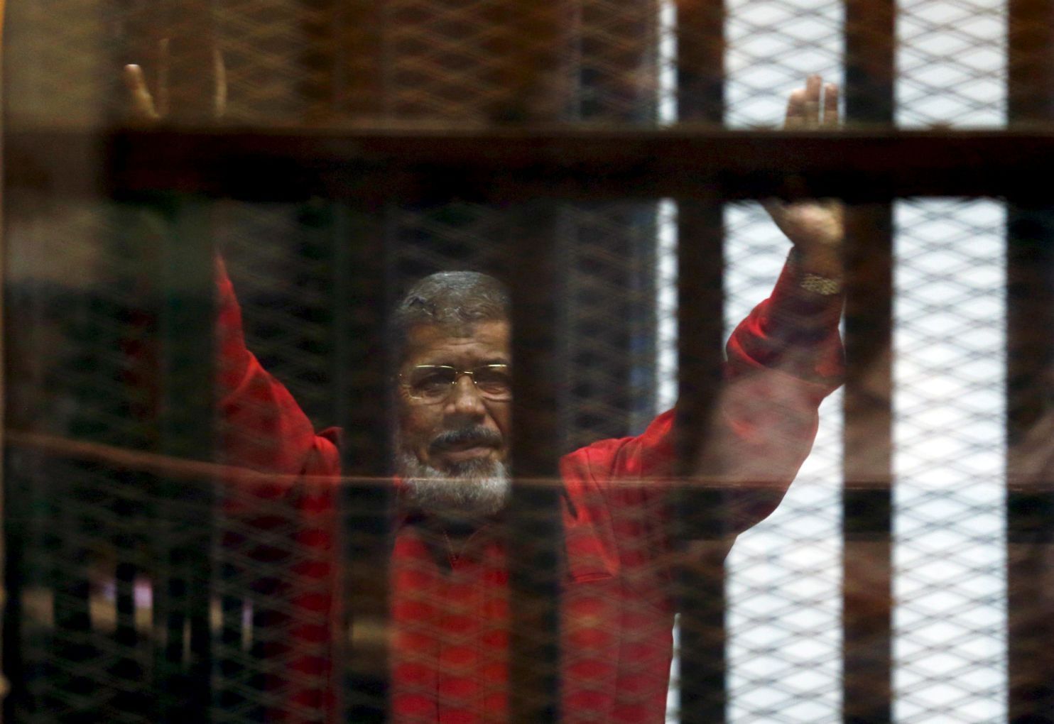 الرئيس المصري الراحل محمد مرسي/ رويترز
