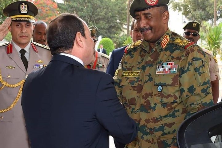 الرئيس المصري عبدالفتاح السيسي ورئيس المجلس السيادي بالسودان عبدالفتاح البرهان/ مواقع التواصل