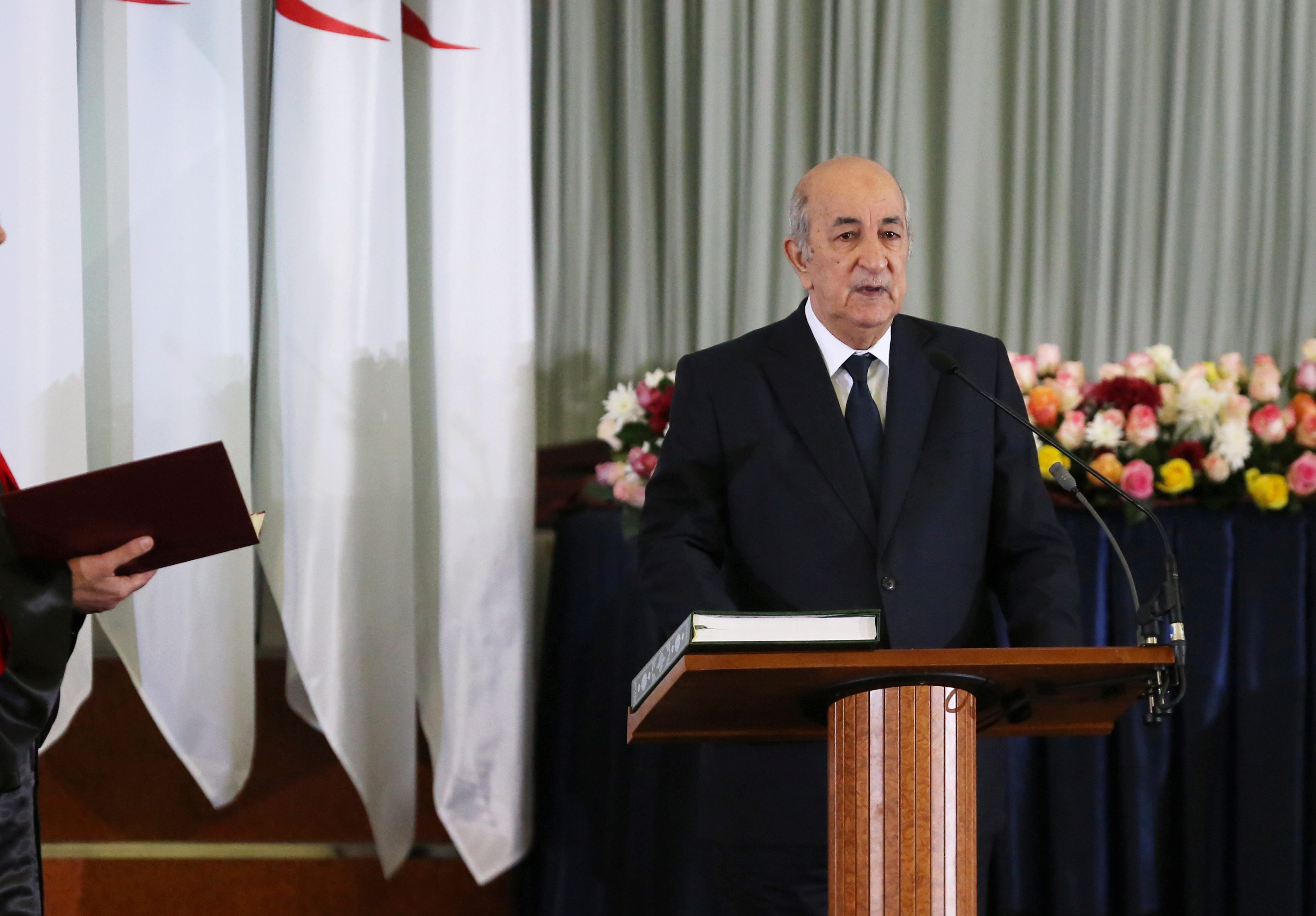 بغياب أصحاب الشأن.. دول الجوار تبدأ اجتماعها في الجزائر وسط تأكيد رسمي بعدم دعوة أي طرف ليبي