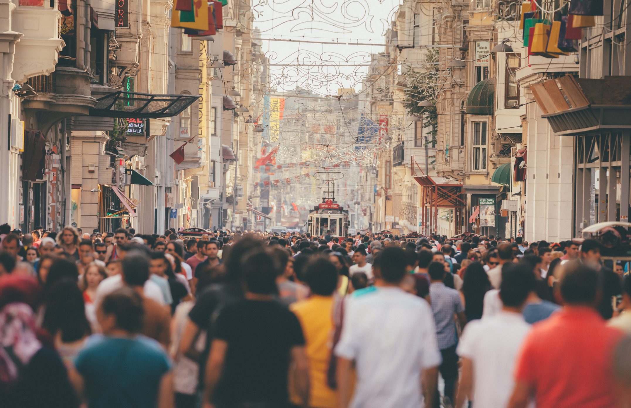شارع الاستقلال في اسطنبول/تركيا