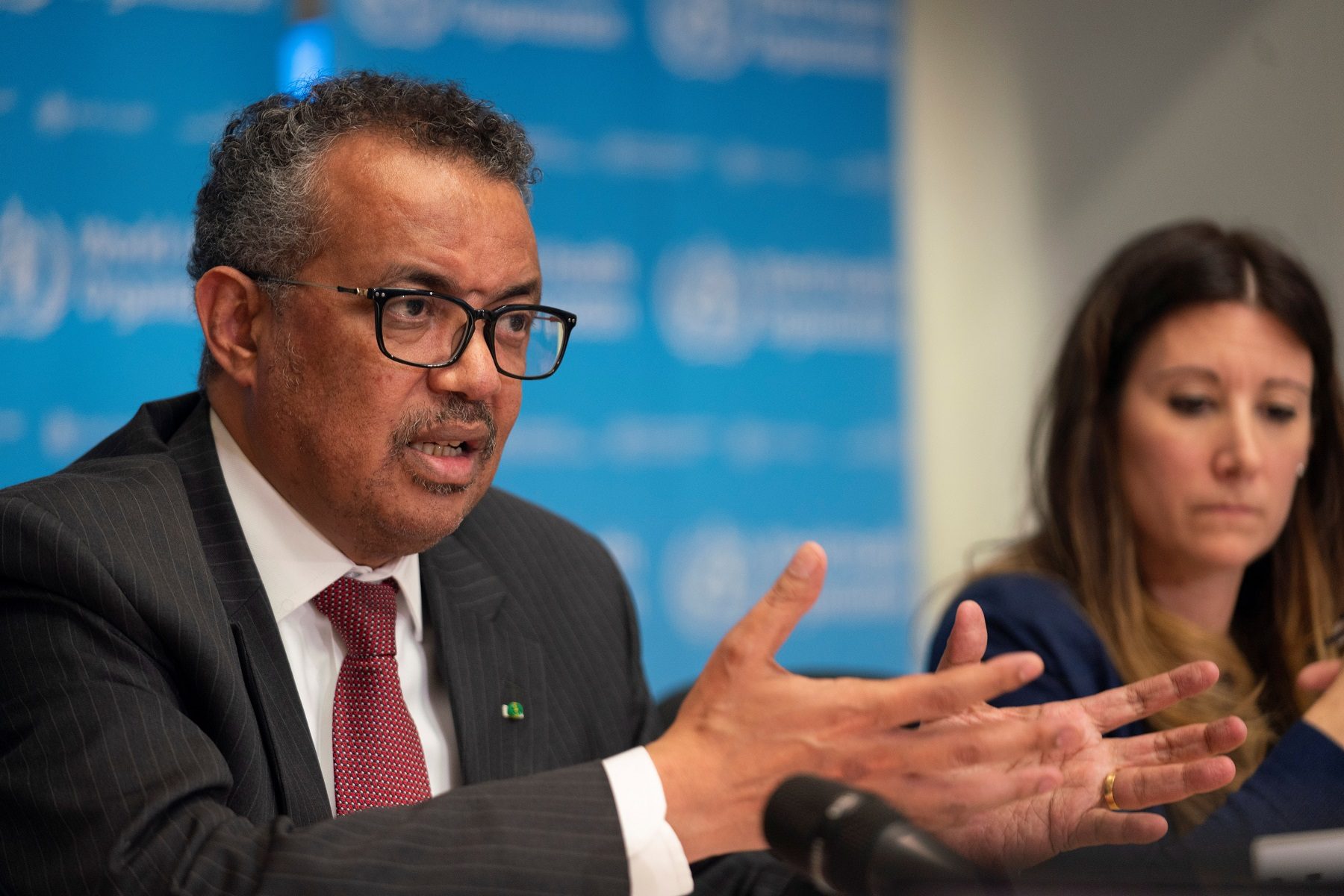 منظمة الصحة العالمية تصف كورونا بـ”عدو البشرية” وتدعو إفريقيا للاستعداد للأسوأ