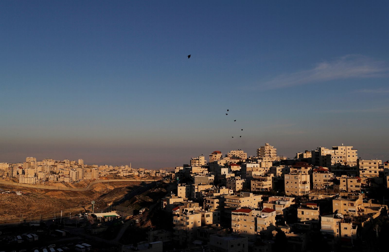 إسرائيل تبدأ بضمّ المستوطنات.. تل أبيب تصادق على مخططٍ يفصل بين الفلسطينيين والإسرائيليين في القدس