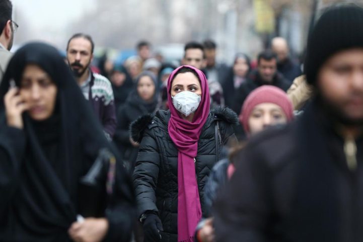 إيران تضررت بشدة في أعقاب تفشي الفيروس بين مواطنيها/ AFP