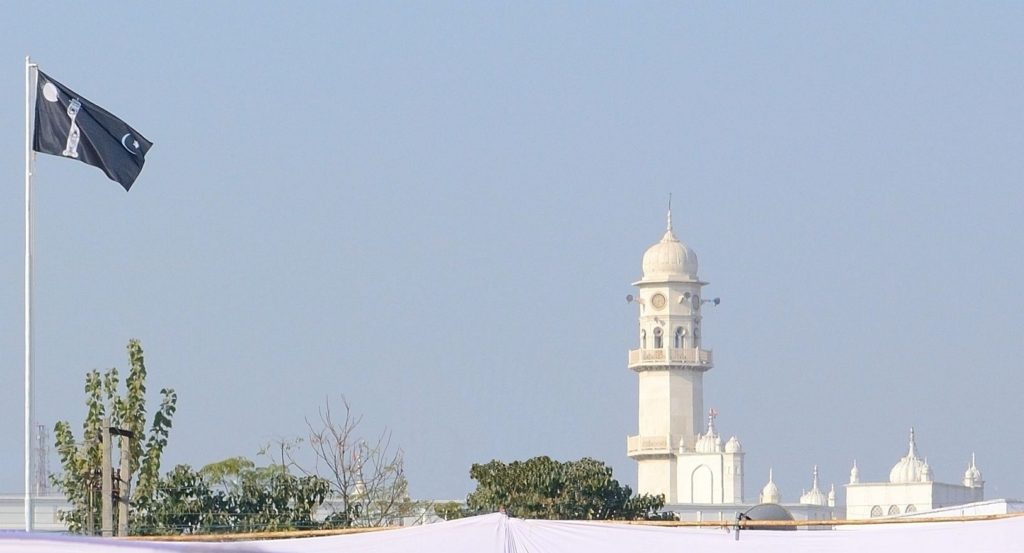 البهرة والأحمدية