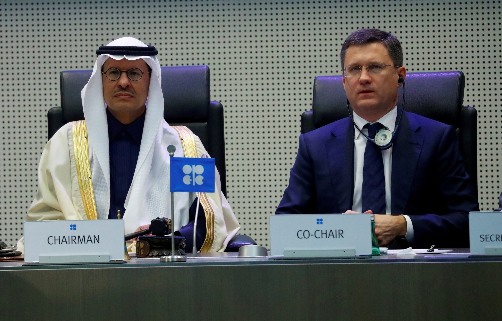 حرب روسيا والسعودية على أسعار النفط جعلتها تنهار! شركة أمريكية ضخمة تبدأ بإعلان إفلاسها