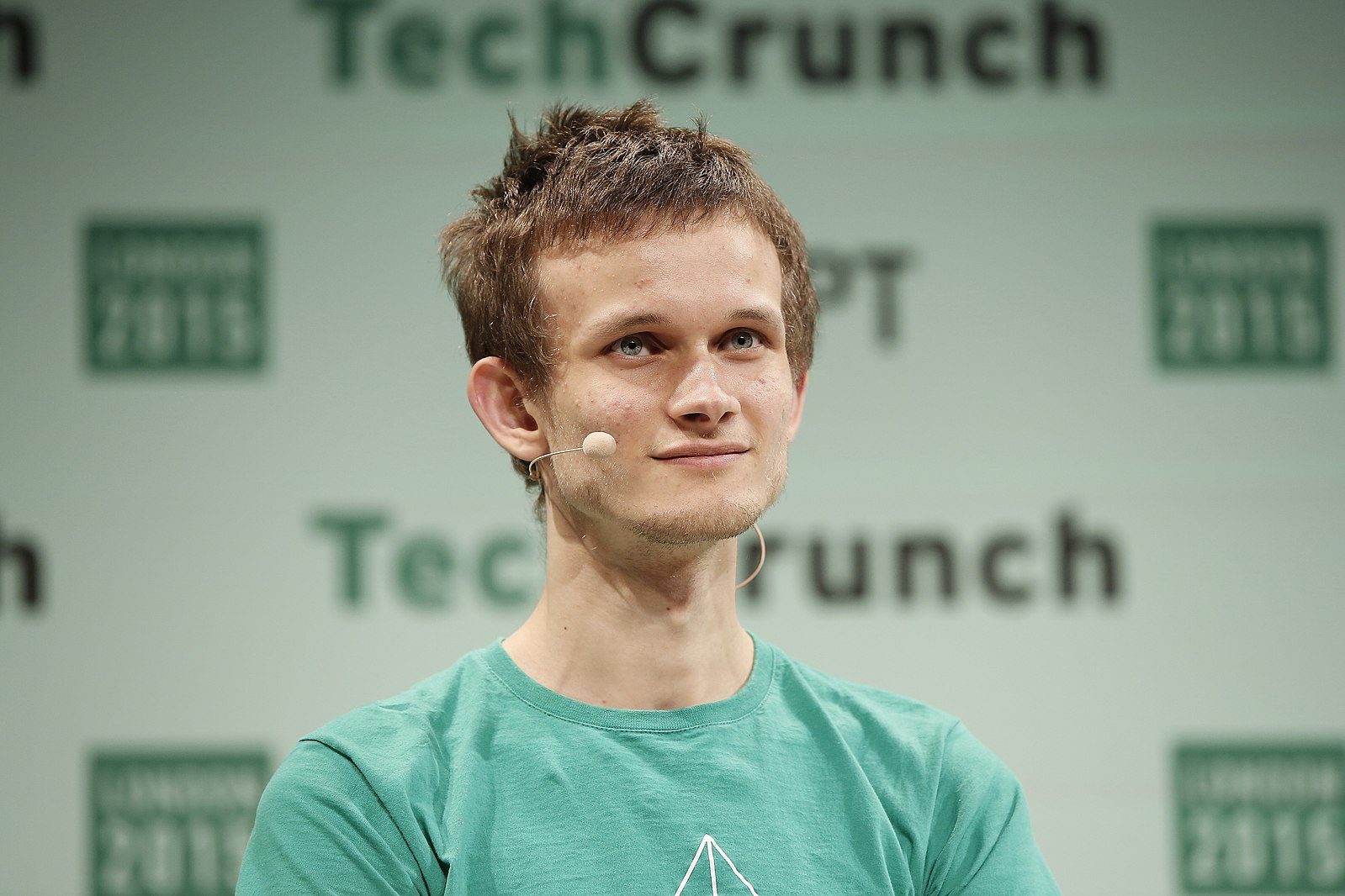 الإيثريوم 2.0: مطورو الإيثريوم يؤجلون إطلاق النسخة الجديدة حتى 2021.. وفيتاليك بوتيرين يتمسك بالموعد الأصلي