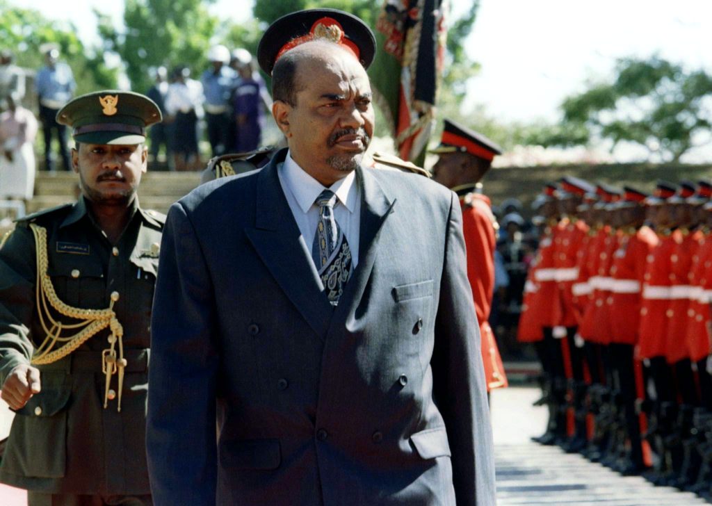 رويترز/ العقوبات المفروضة على السودان بدأت مع تولي عمر البشير رئاسة البلاد