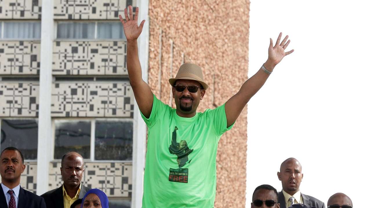 ورطة آبي أحمد.. أمر بتحريك قوات الحكومة الإثيوبية ضد إقليم صغير، ولكنه يمتلك قدرات عسكرية استثنائية