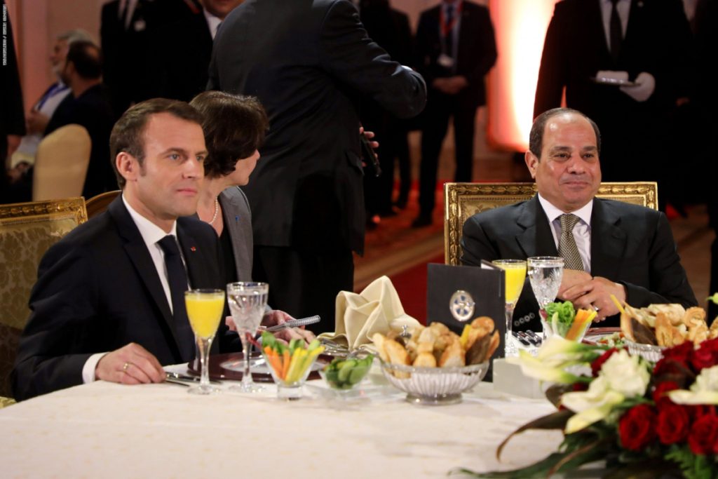 مصر باريس السيسي حقوق الإنسان بروكسل