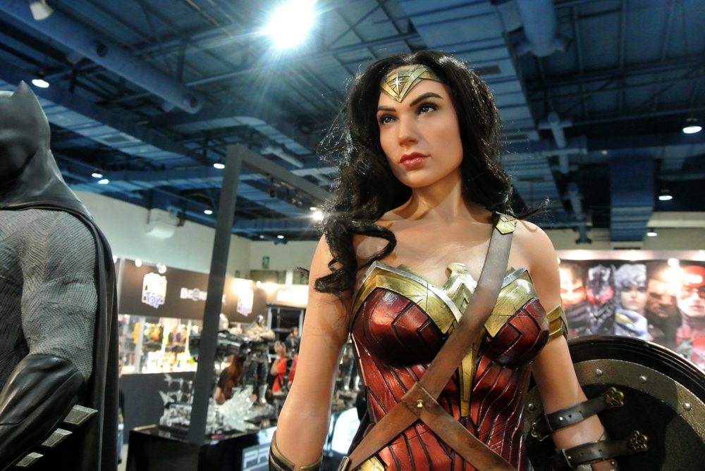 فيلم Wonder Woman 1984 \ shutterstock