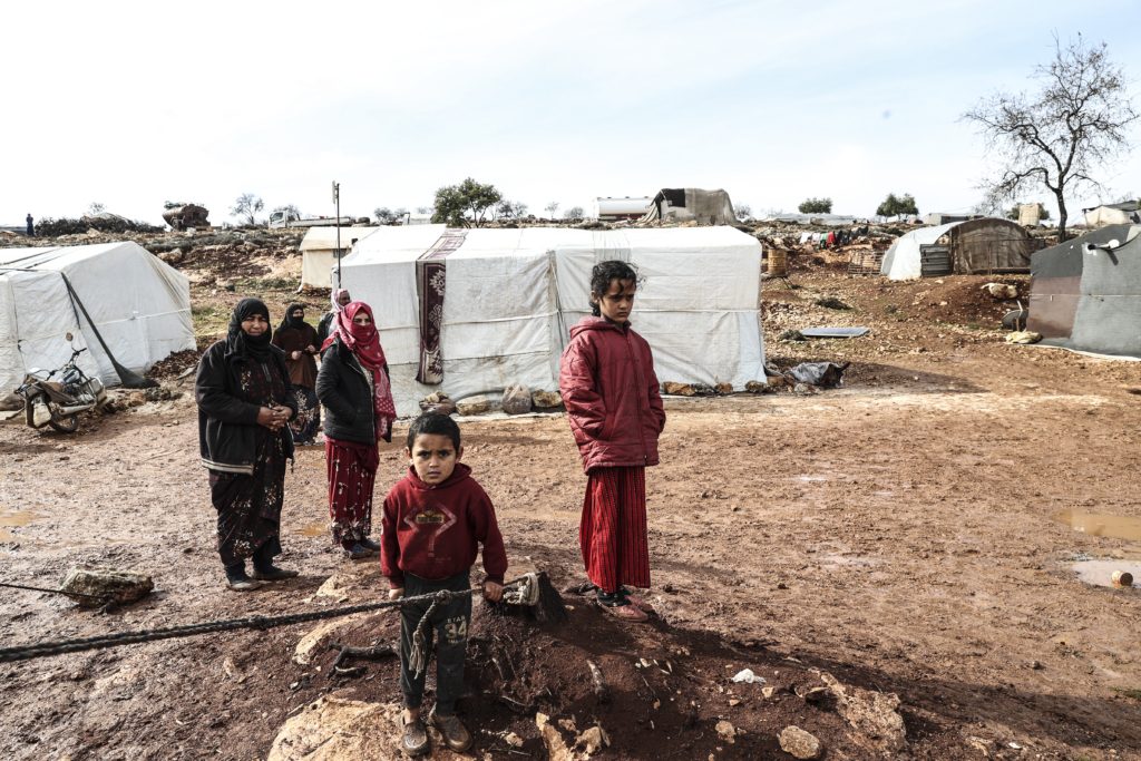  الأمم المتحدة السوريين مخيمات إدلب إدلب