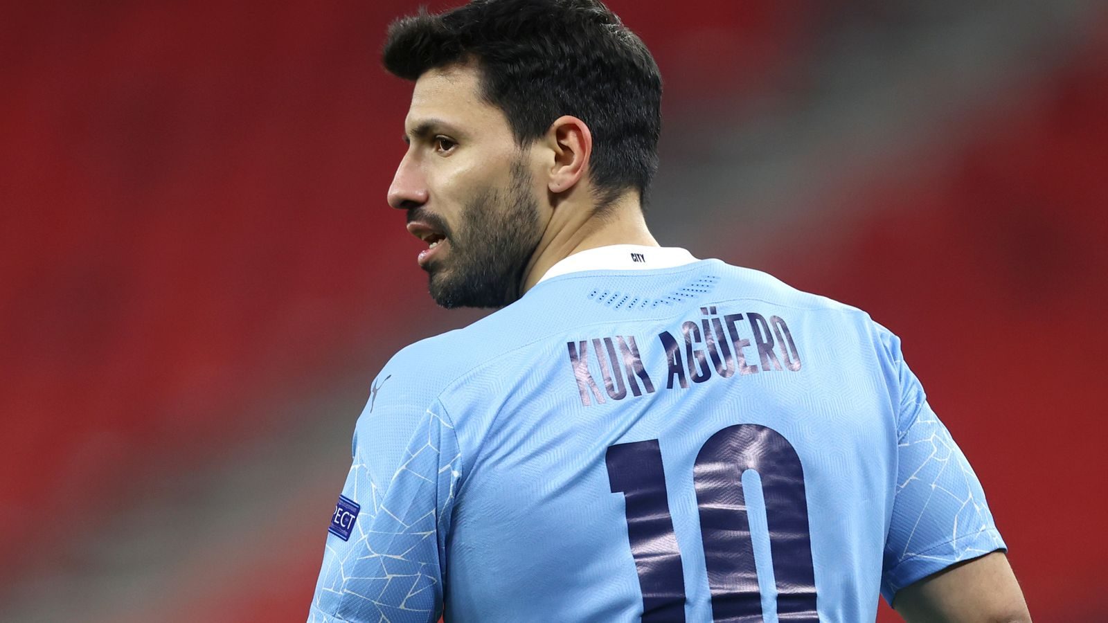 مانشستر سيتي يعلن رحيل أغويرو رسمياً