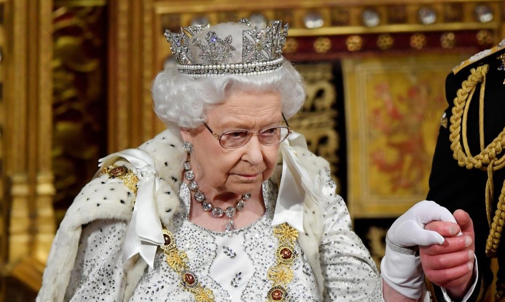 العائلة الملكية البريطانية الملكة إليزابيث