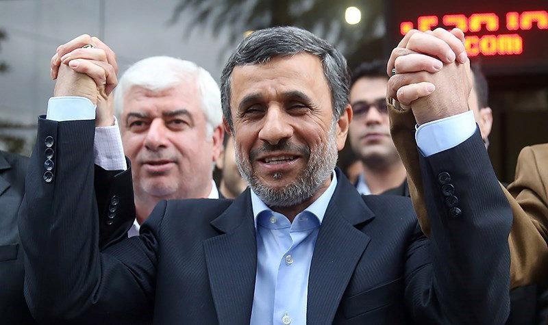 الرئيس الإيراني السابق محمود أحمدي نجاد