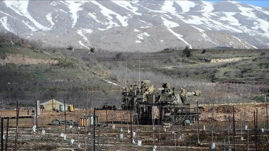 عشرات الشبان اللبنانيين تظاهروا الجمعة تضامناً مع الفلسطينيين