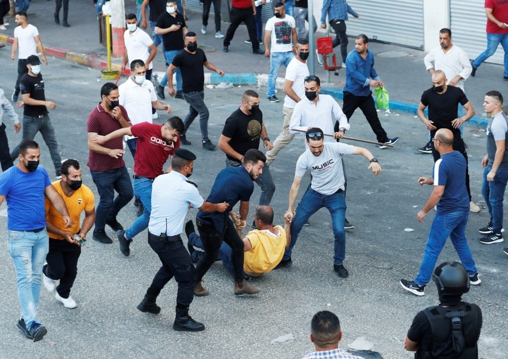 نزار بنات السلطة الفلسطينية