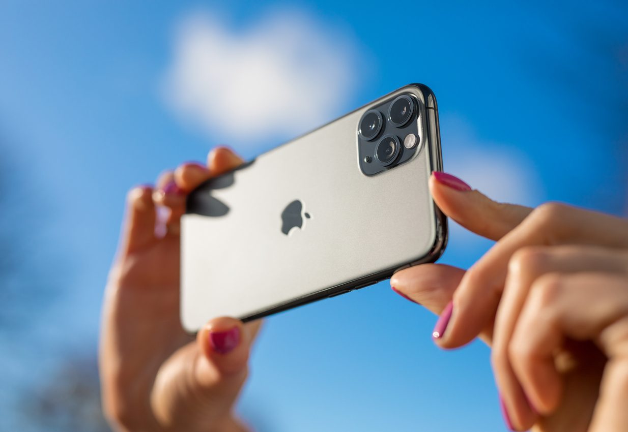 iStock - صورة تعبيرية - آيفون 13