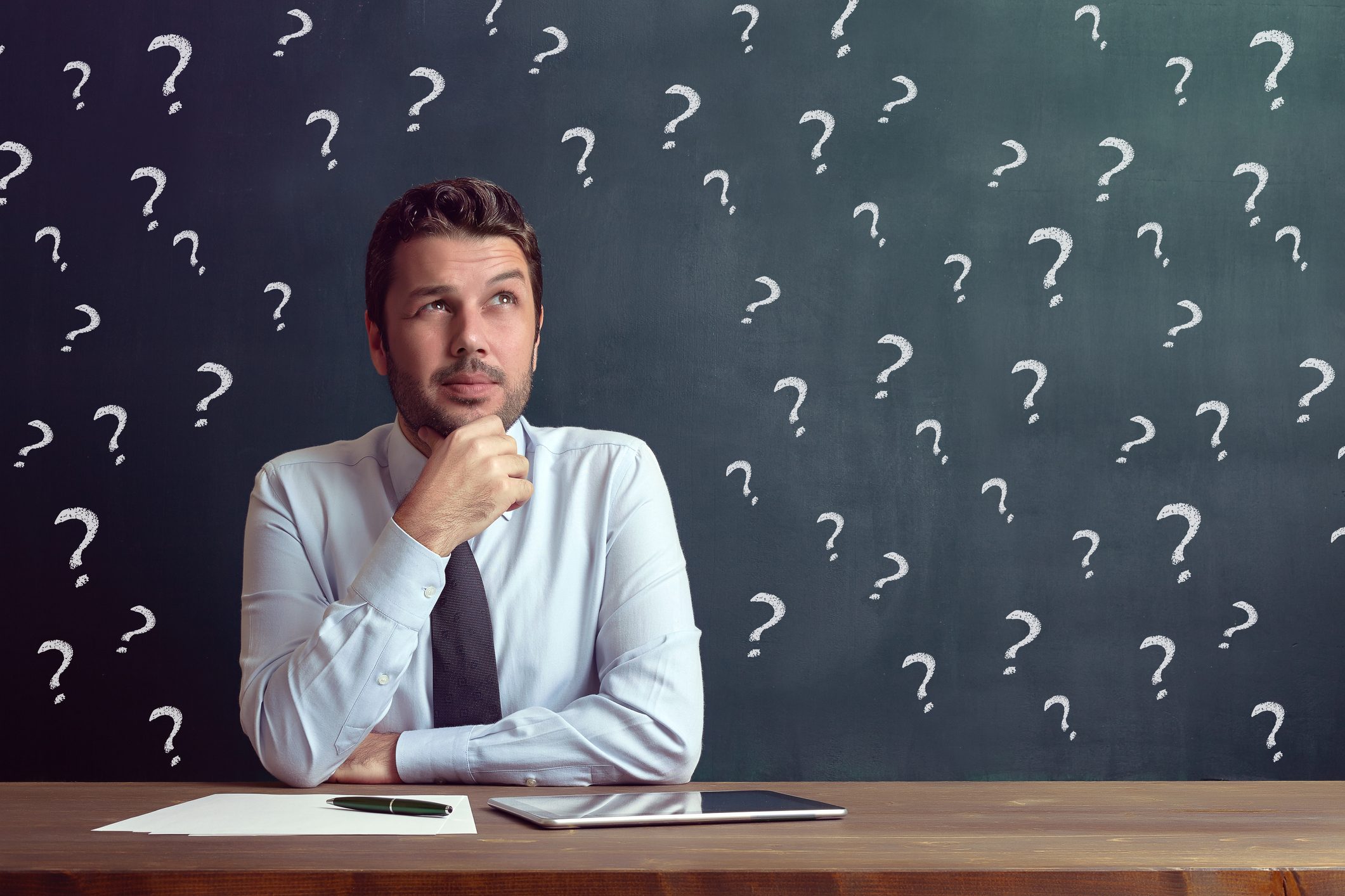 قرارات متتالية عليك أن تتخذها.. عن “معضلة الاختيار” التي ترهقنا كل يوم