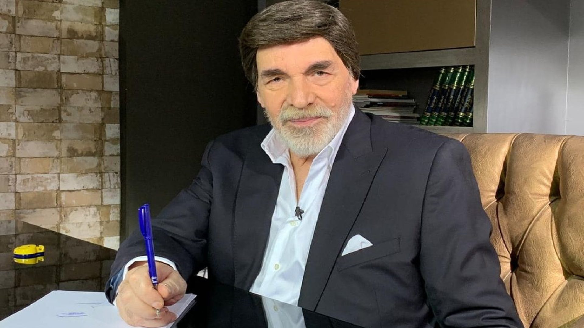 على متن يخت ضخم في دبي.. عودة لياسر العظمة مع عدد من نجوم “مرايا” في “السنونو”