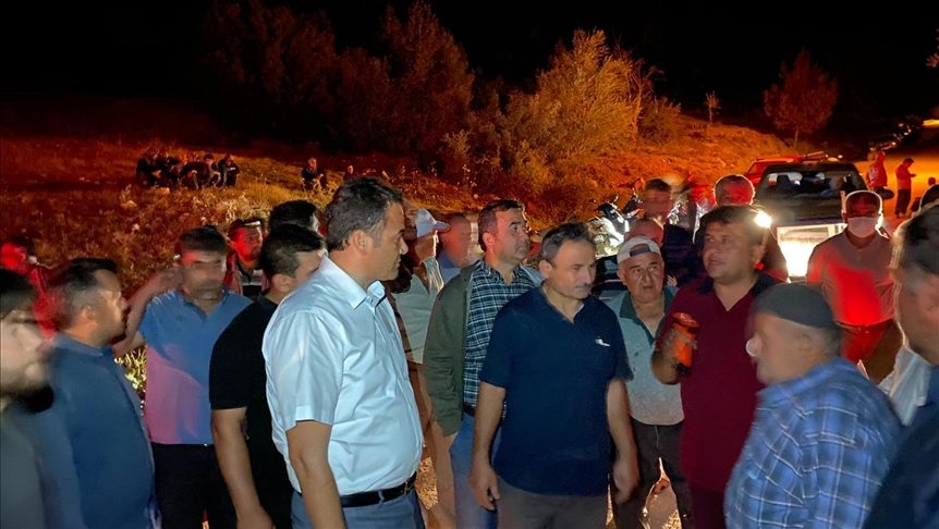عدد من أهالي ولاية "أنطاليا" التركية