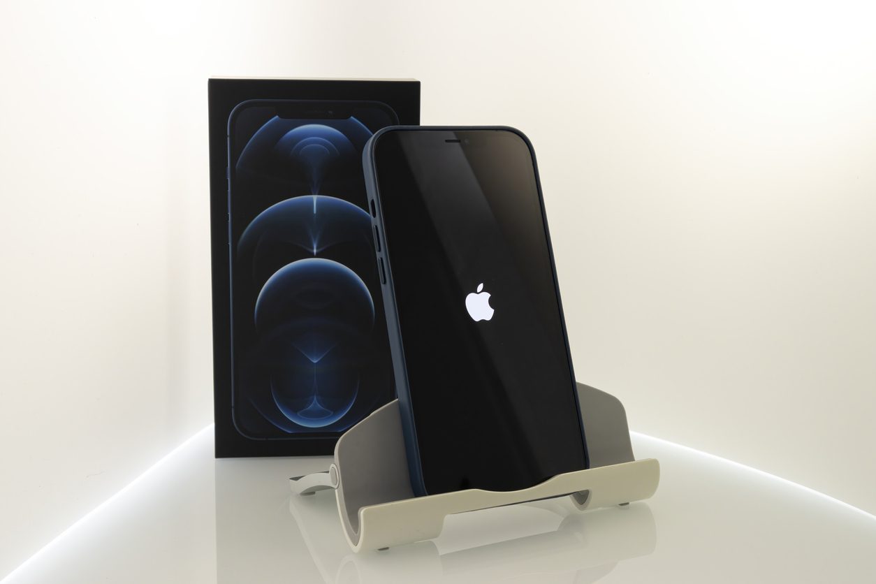 مزايا هاتف iPhone 13