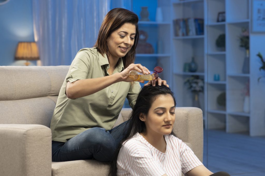 طريقة تزييت الشعر