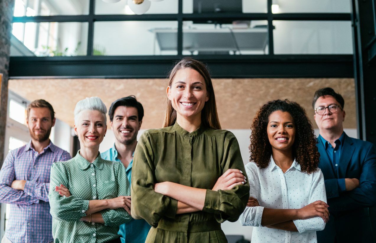 القيادة المثالية تكون من خلال جماعة لا فرد بذاته/ Istock