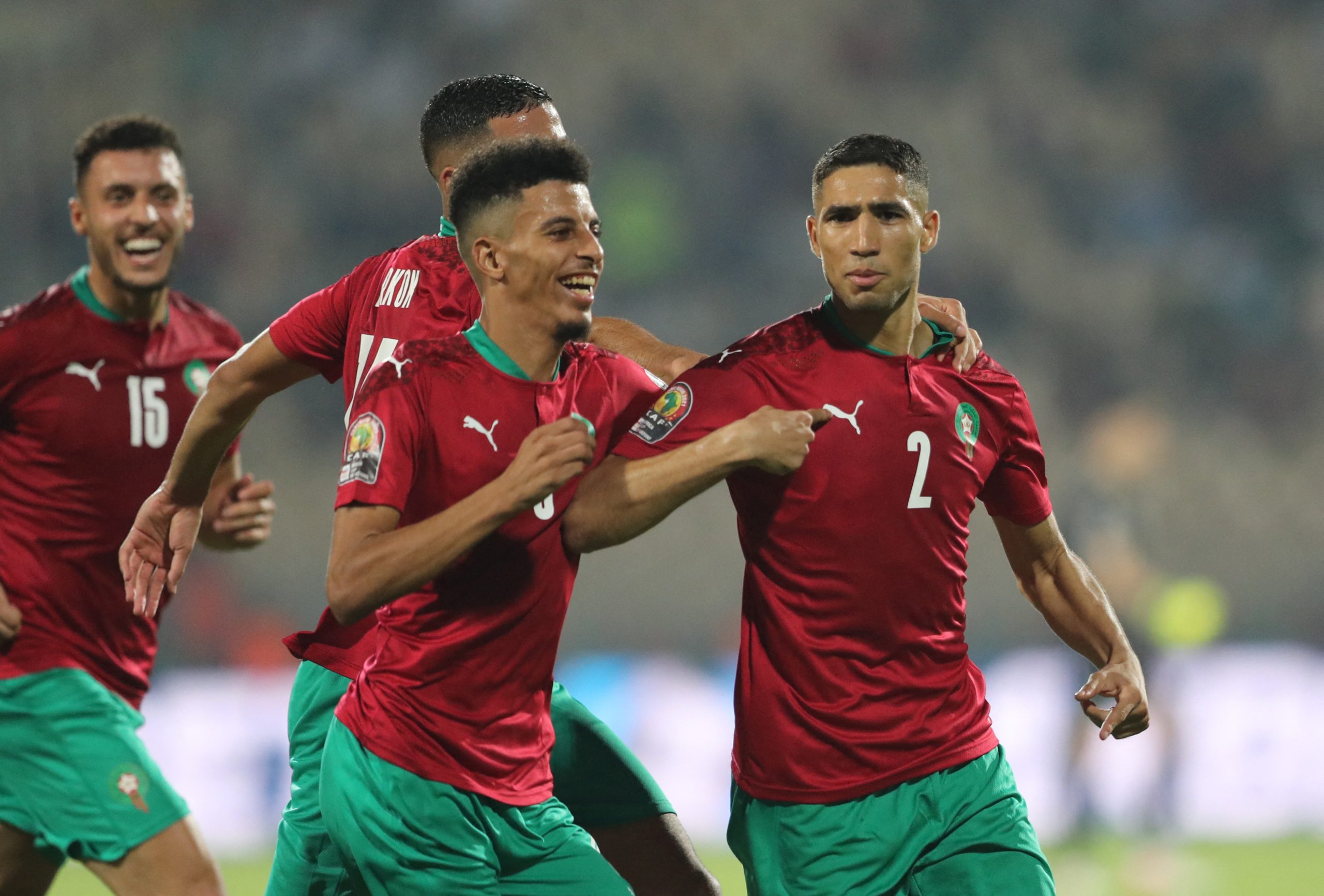 أشرف حكيمي خطف هدف التعادل للمغرب مع الغابون (رويترز)