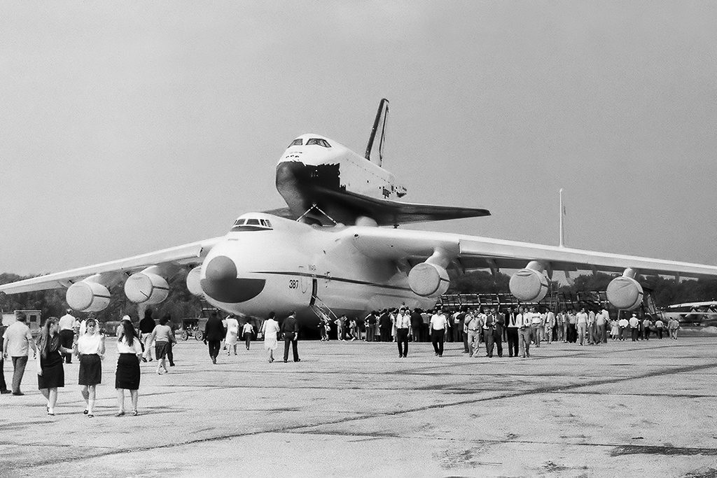 أكبر طائرة في العالم، أنتونوف AN-225،