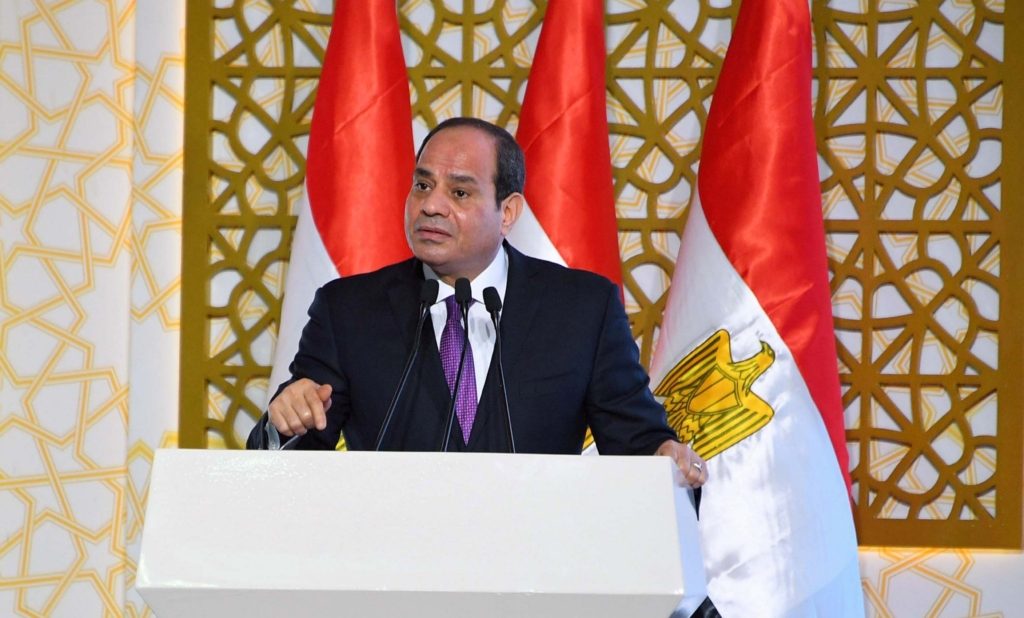 الرئيس المصري عبد الفتاح السيسي يدعو إلى الحوار الوطني - رويترز