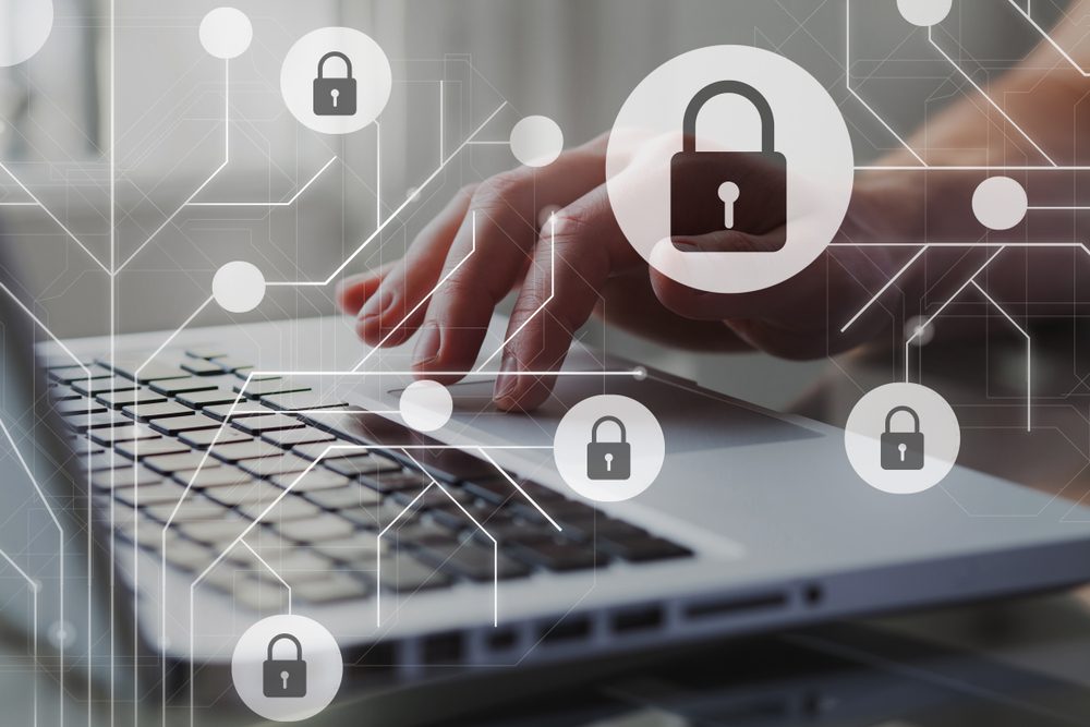 الأجيال الأولى من آيفون وأُسس التشفير الرقمي.. 5 إنجازات يعود فضلها لأمريكيين من أصول عربية