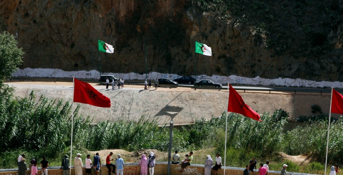 الحدود بين المغرب والجزائر / رويترز