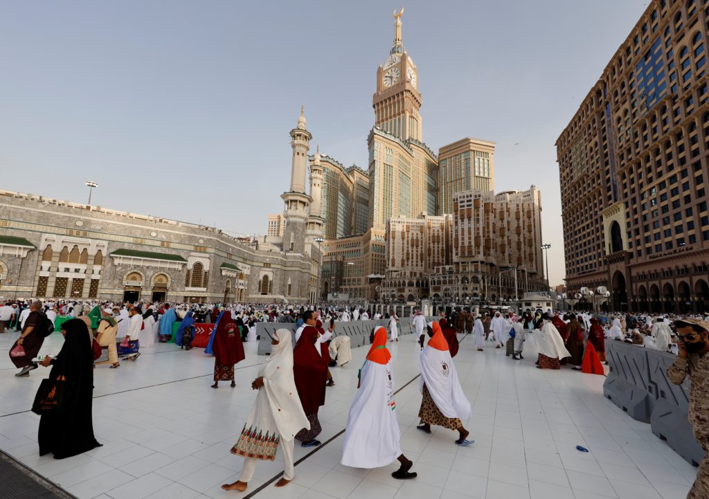 مكمة المكرمة مقتل معتمرين جزائريين