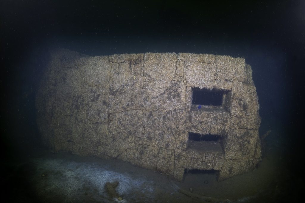 "المدينة الغارقة" مقابل سواحل تركيا