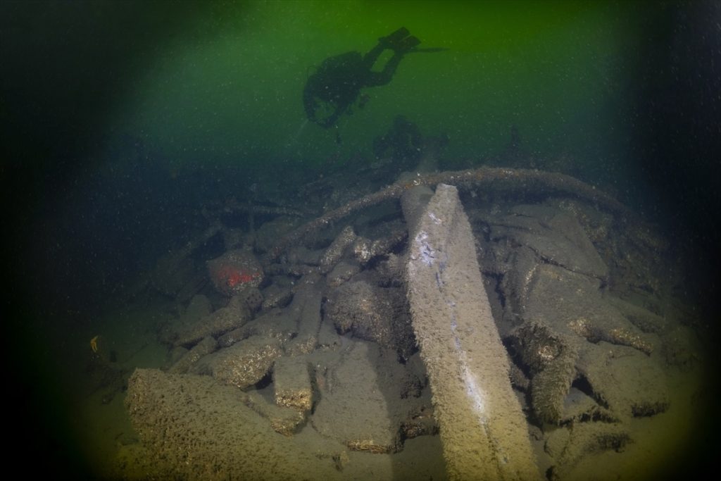 "المدينة الغارقة" مقابل سواحل تركيا