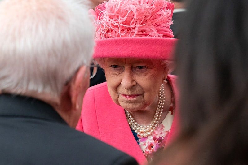 الملكة إليزابيث الثانية في مراسم رسمية - Wikimedia Commons
